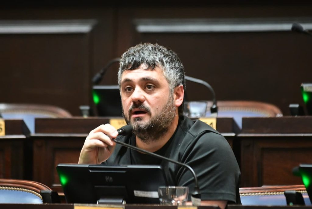 Facundo Tignanelli busca designar la Ruta 76 como "Ricardo Horacio Iorio".