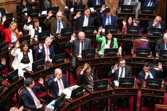 Zona Fría: fuerte rechazo de legisladores bonaerenses al recorte aprobado por el Congreso Legisladores bonaerenses de distintos espacios cuestionaron el recorte de Zona Fría y alertaron por el impacto de la quita del beneficio.