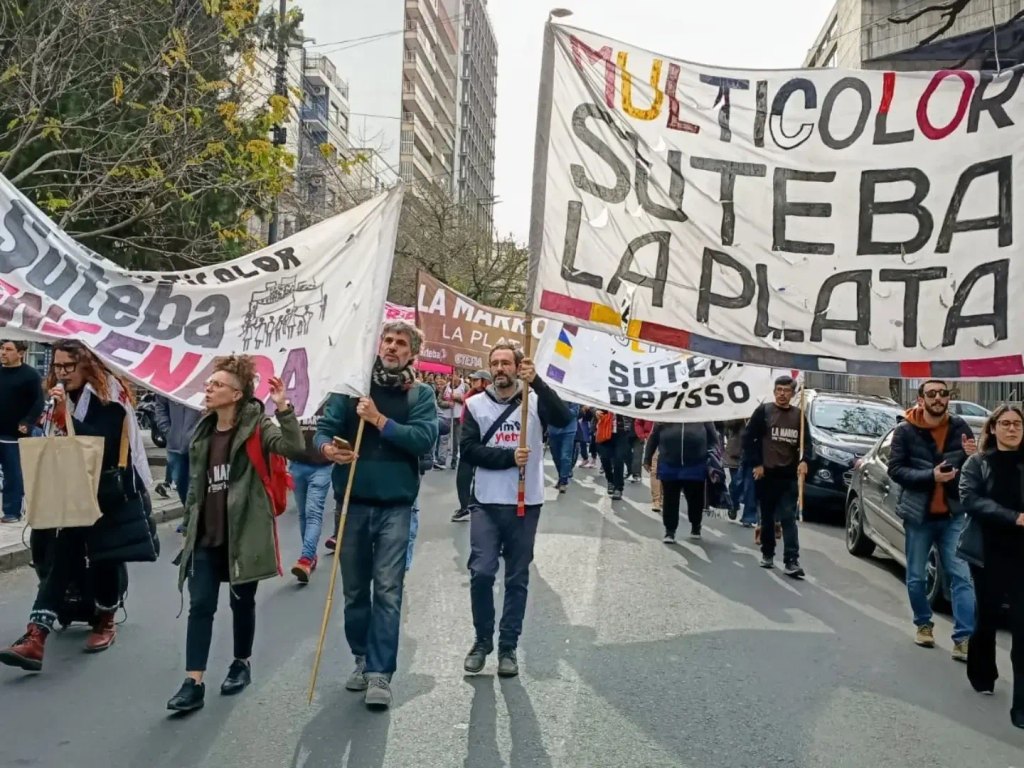 Suteba Multicolor continuará con su plan de lucha por un salario acorde al costo de vida. 