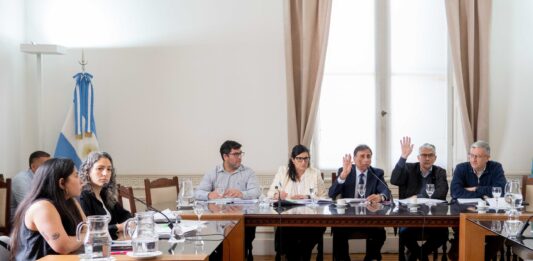 Con un plenario de comisiones, Diputados despachó cuatro leyes para hacerle frente al endeudamiento familiar, que se aproximan a la sesión del martes.