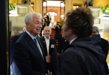 JP Morgan bajó a 1,5% su previsión de crecimiento para Argentina en 2026 El JP Morgan redujo su previsión de crecimiento para 2026 del 2,7% al 1,5% y proyectó una contracción anualizada del 4% para el tercer trimestre.