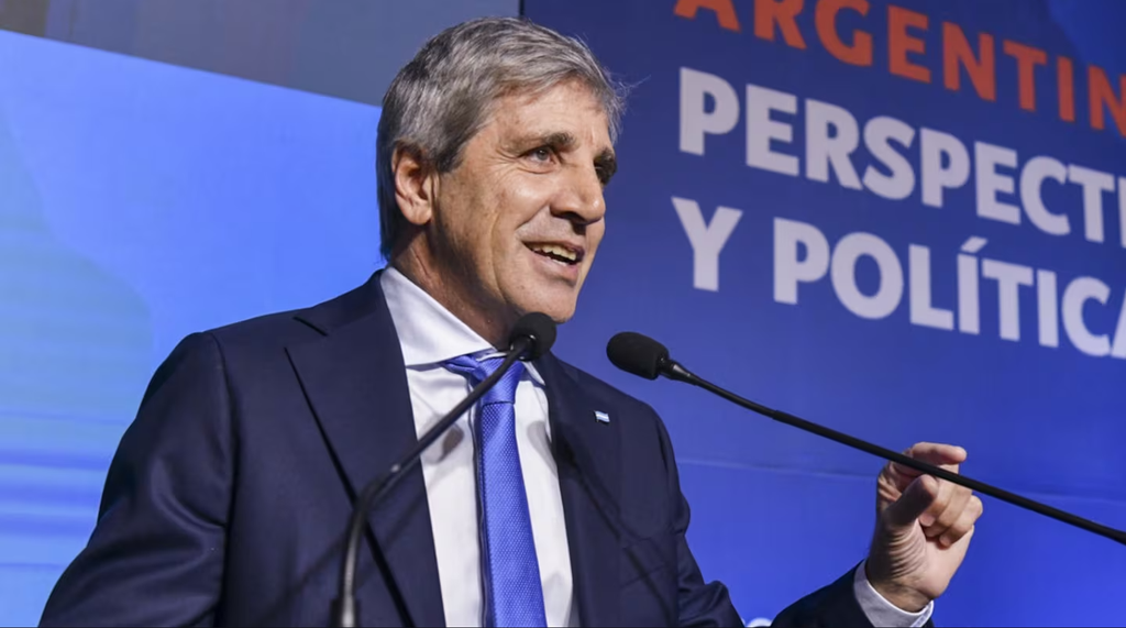 El JP Morgan redujo su previsión de crecimiento para 2026 del 2,7% al 1,5% y proyectó una contracción anualizada del 4% para el tercer trimestre.
