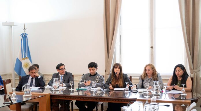 Diputados metieron mano a la ley del Tribunal Fiscal: tasa más alta y freno a la creación de cargos Diputados terminó modificando en comisiones la ley para reformar el Tribunal Fiscal de Apelaciones. Chau ampliación de cargos, hola aumento de la tasa.