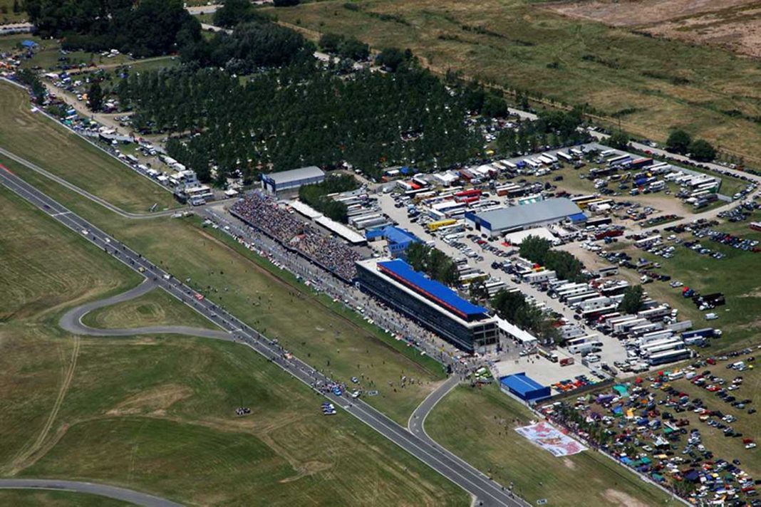El diputado libertario, Juan Osaba, pidió informes por la seguridad del Autódromo Mouras de La Plata.
