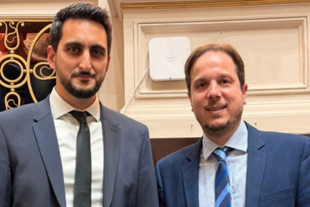 El diputado bonaerense Gastón Abonjo quedó oficialmente incorporado este martes al bloque Derecha Popular, que preside Juan Esper.