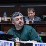 La Cámpora sale al rescate de la industria del calzado con una ley de emergencia en la provincia El titular de la bancada peronista en la Cámara de Diputados, Facundo Tignanelli, presentó un proyecto para declarar la emergencia económica de la industria del calzado. De qué se trata.