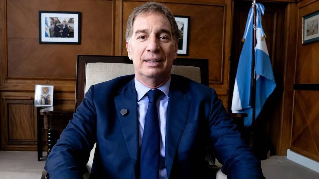 En el coloquio de IDEA, el jefe de Gabinete, Diego Santilli, cuestionó a Kicillof por querer 