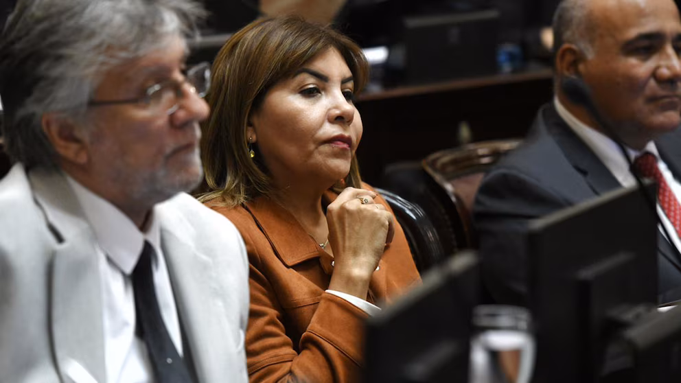 Sandra Mendoza es la senadora peronista alejada del kirchnerismo que ocupa la secretaría de la comisión de Acuerdos.