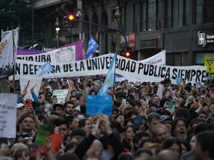 La Justicia Federal sostuvo que el decreto mediante el cual Milei frenó la plena aplicación de la Ley de Financiamiento Universitario fue un "mecanismo extraconstitucional".
