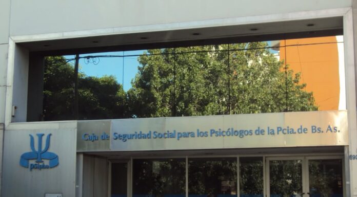 La Legislatura sancionó la ley de movilidad jubilatoria para psicólogos bonaerenses En la sesión del Senado de esta tarde, la Legislatura bonaerense sancionó la ley de movilidad jubilatoria para psicólogos bonaerenses, una propuesta de Rubén Eslaiman.
