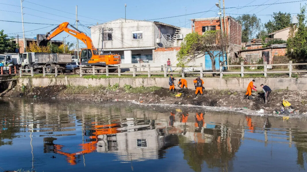 Mayra Mendoza cruzó a Javier Milei por recursos del RIGI y el Banco Central que podrían financiar obras claves para el Conurbano.