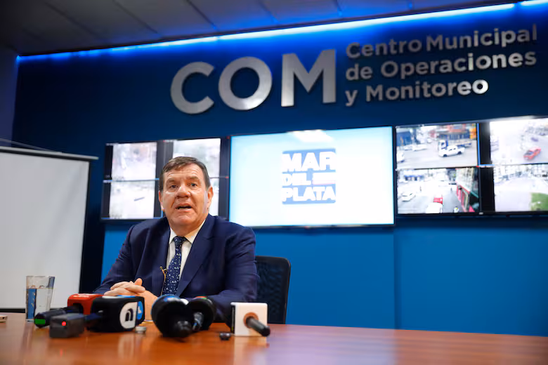 Montenegro retomó la conducción de Mar del Plata tras casi diez meses de licencia para desempeñarse como senador bonaerense, con la inseguridad como principal desafío de gestión.