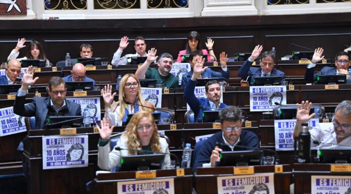 Legisladores celebraron la marcha atrás de la Corte: “Queda claro que luchar sirve” Legisladores bonaerenses de todo el arco político celebraron este viernes la marcha atrás de la Corte Suprema con la Ley de Tierras. “Queda claro que luchar sirve”, afirmaron.