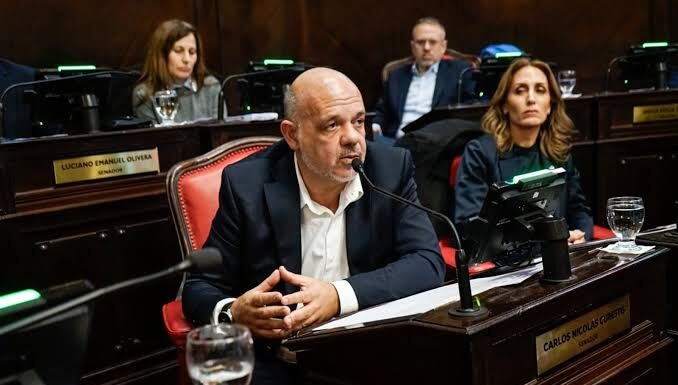 La Libertad Avanza denunció que Kicillof busca “estatizar” el sistema privado de salud Los senadores de La Libertad Avanza Carlos Curestis y Gonzalo Cabezas anticiparon el rechazo a los proyectos de salud del gobernador Axel Kicillof.