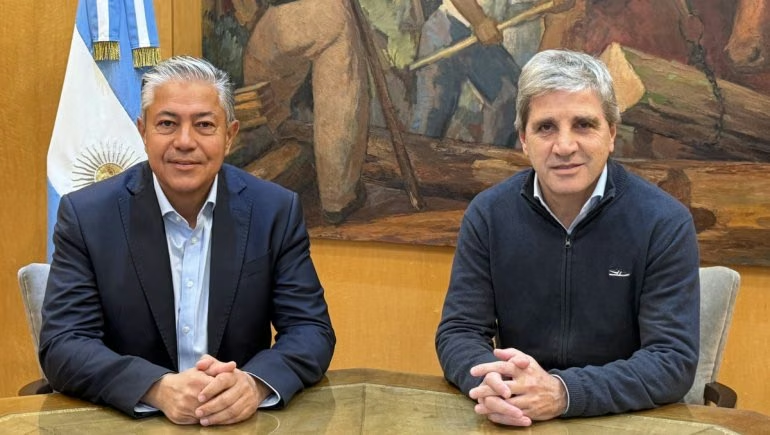 El presidente Javier Milei llega este lunes a Neuquén para participar de la apertura de una exposición de empresarios petroleros. Los detalles. 