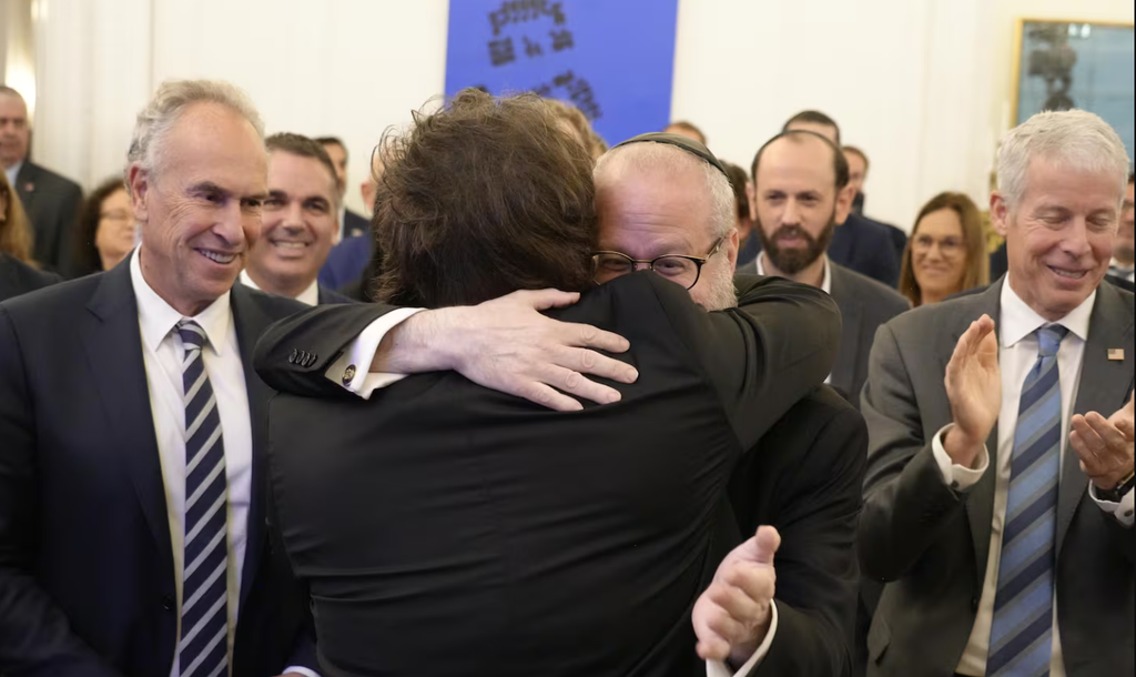 El presidente, Javier Milei, concluyó su visita a Estados Unidos, continuará el 20 de octubre con un viaje a España y vistas a Neuquén y Catamarca.
